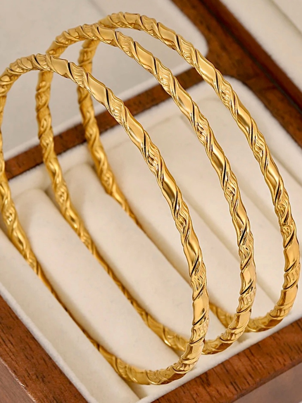18 Gold Filled Twisted Bangle Set - Elegant Women’s Jewelry